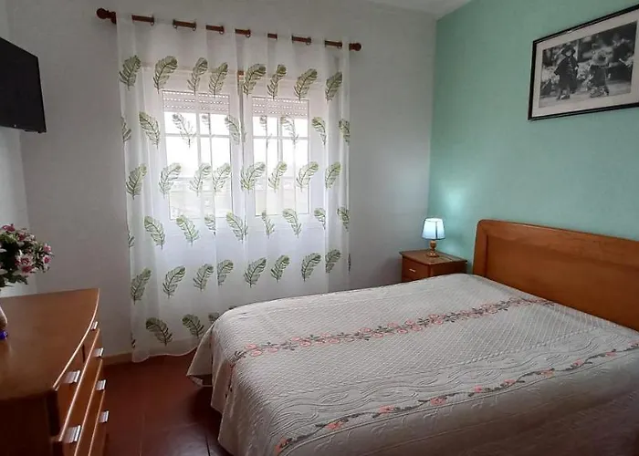 Casa Olhos De Mar - 7 Min Pe Peniche